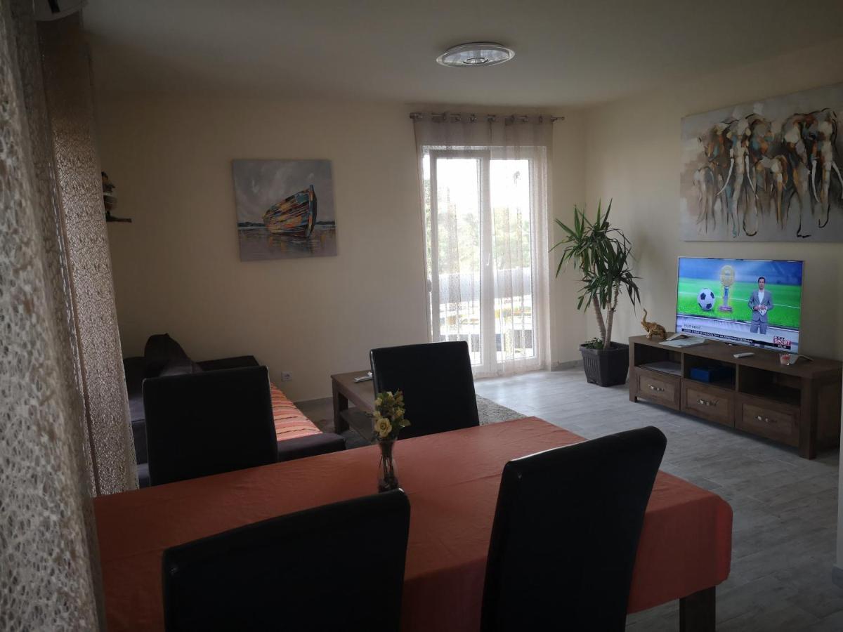 Apartman Petrovic City Center Trogir Eksteriør bilde