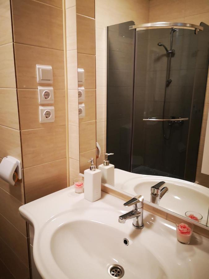 Apartman Petrovic City Center Trogir Eksteriør bilde