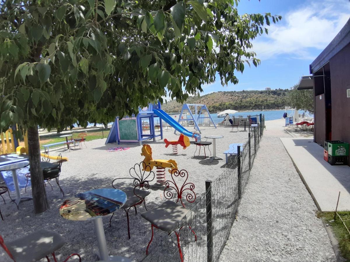 Apartman Petrovic City Center Trogir Eksteriør bilde